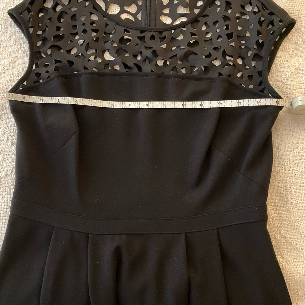 Gorgeous black Ralph Lauren dress with laser cut detail at neck and hem - Picture 9 of 10